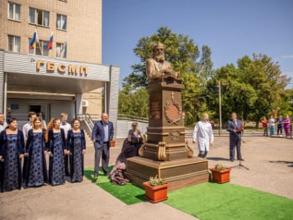 В Таганроге открыли бюст Святому Луке