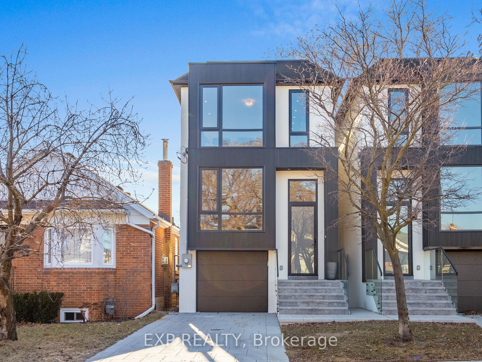 Detached home sold in East York