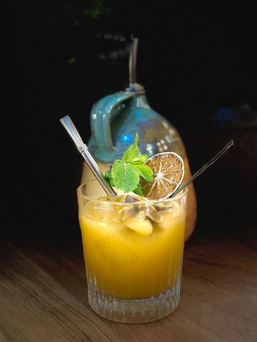 un cocktail du rhumarin