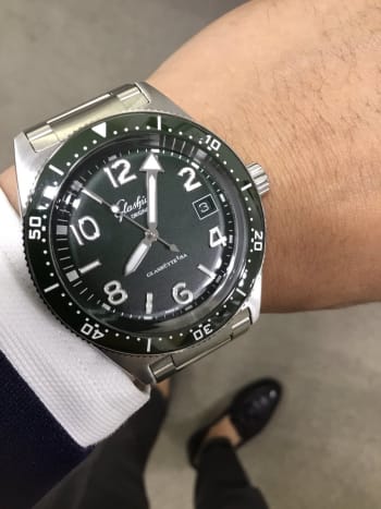 本日渋谷本店にてお買取りさせて頂きました グラスヒュッテ・オリジナル　SeaQ  流行りに流行っているグリーンの文字盤！ ケースサイズも39.5と日本人には丁度良く、非常に付け心地が良いです。ありがとうございました #グラスヒュッテオリジナル　＃グリーン https://t.co/Tl9jUIUGyW