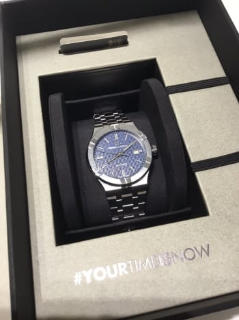 新宿買取ショップにてモーリスラクロアのアイコンのお買取りを致しました。 落ち着きのあるブルーダイアルは人気カラーです。 #新宿買取 #時計買取 #モーリスラクロア買取 