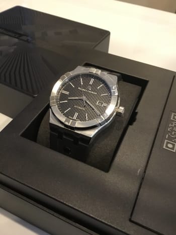新橋買取ショップにてモーリスラクロアのアイコンをお買取りさせていただきました。 
