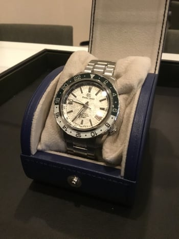 新橋買取ショップにてグランドセイコーのSBGJ277をお買取させていただきました。 