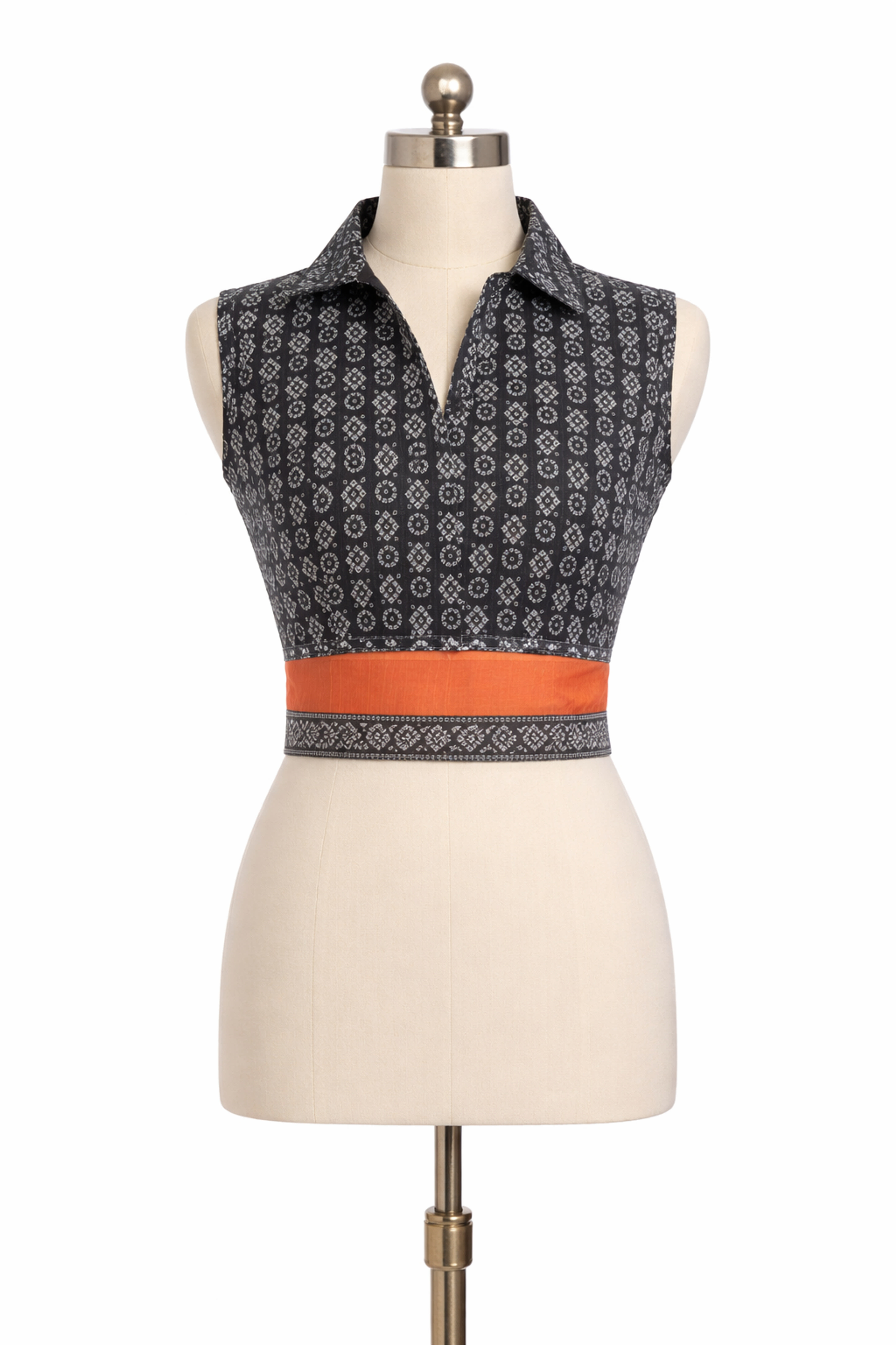 Garment show case