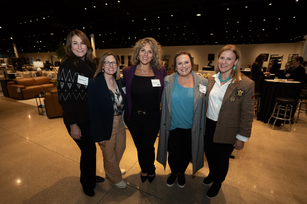 A photo of Angelique Sweeney, Roxanne Alvizo, Liz Brashears, Debra Squyres, Laurie Tortorello