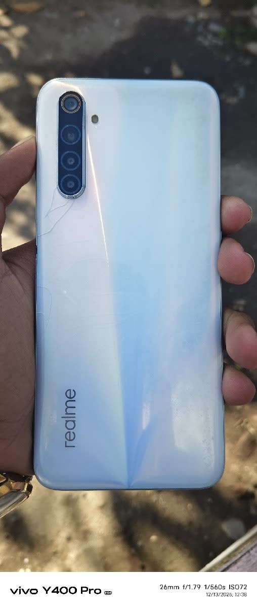 realme 6 - Mobile Phones - Amod - Image 1