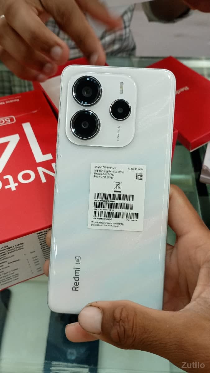 new 1;5 month use - મોબાઇલ ફોન - દ્વારકા - Image 1