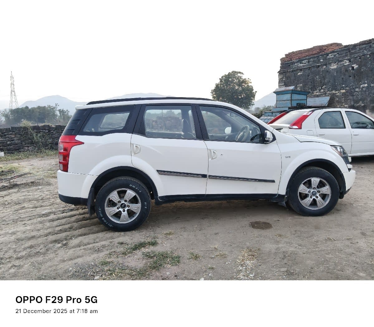 Mahindra XUV w8 - કાર - ભાણવ - Image 3