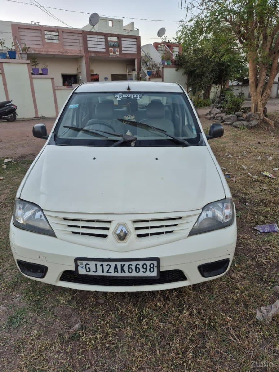 લોગાન ગાડી વેચવાની છે - Cars - Jamnagar City - Image 3