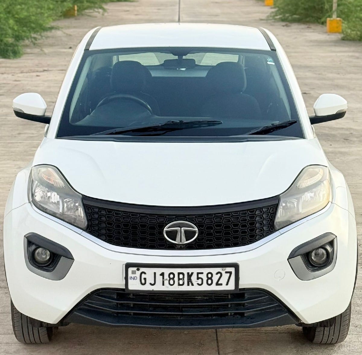 Tata Nexon Xm Petrol - Cars - Keshod - Image 1