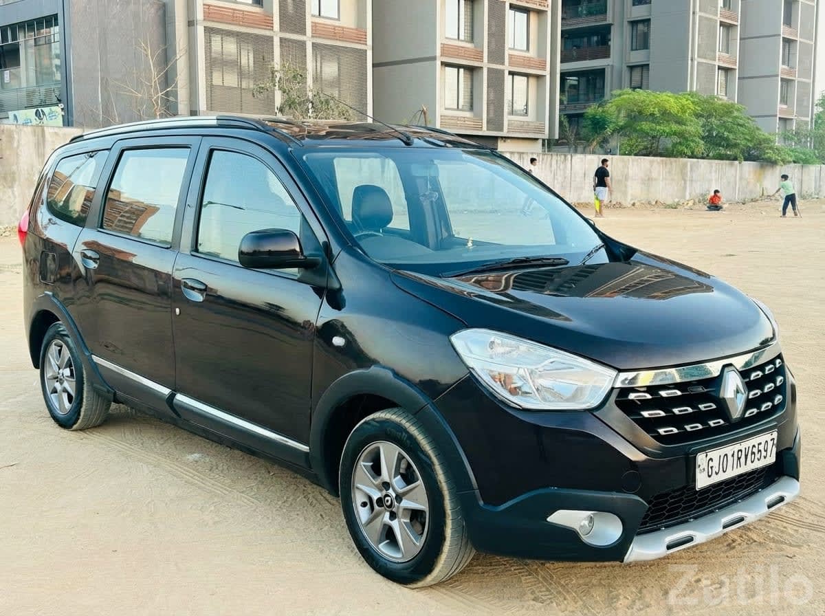 2016 Renault Lodgy Black 7-Seater MPV - Cars - Ahmedabad City - Image 1