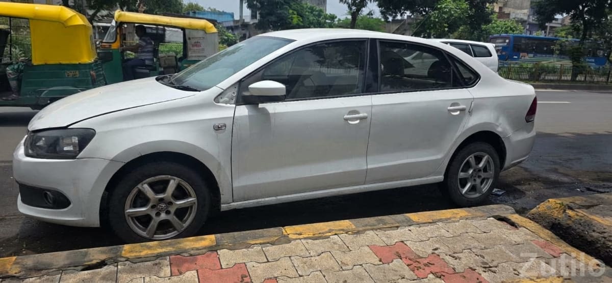 White Volkswagen Vento Used Car - Cars - Ahmedabad City - Image 2