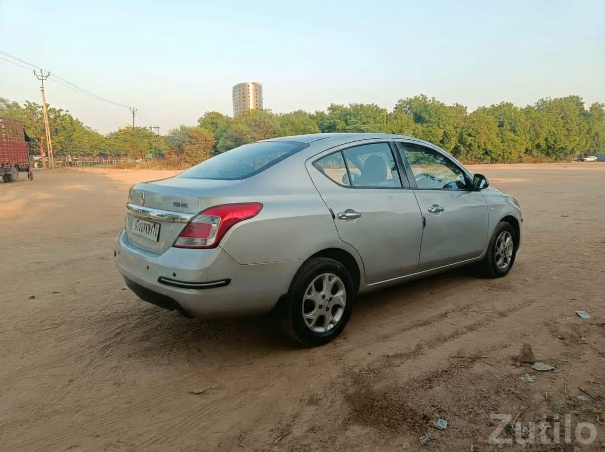 Renault Scala Silver Sedan Car - Cars - Ahmedabad City - Image 3