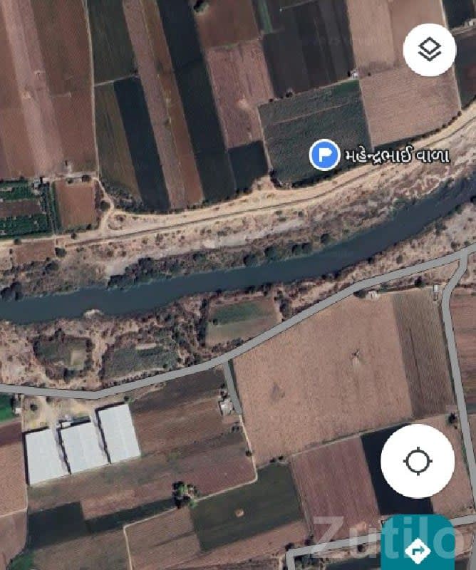 Riverside Agricultural Land in Dhoraji - Land & Plots - Dhoraji - Image 1