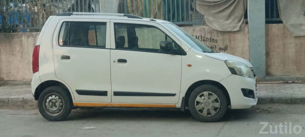Maruti Suzuki WagonR 2015 – White Taxi - Cars - Ahmedabad City - Image 2