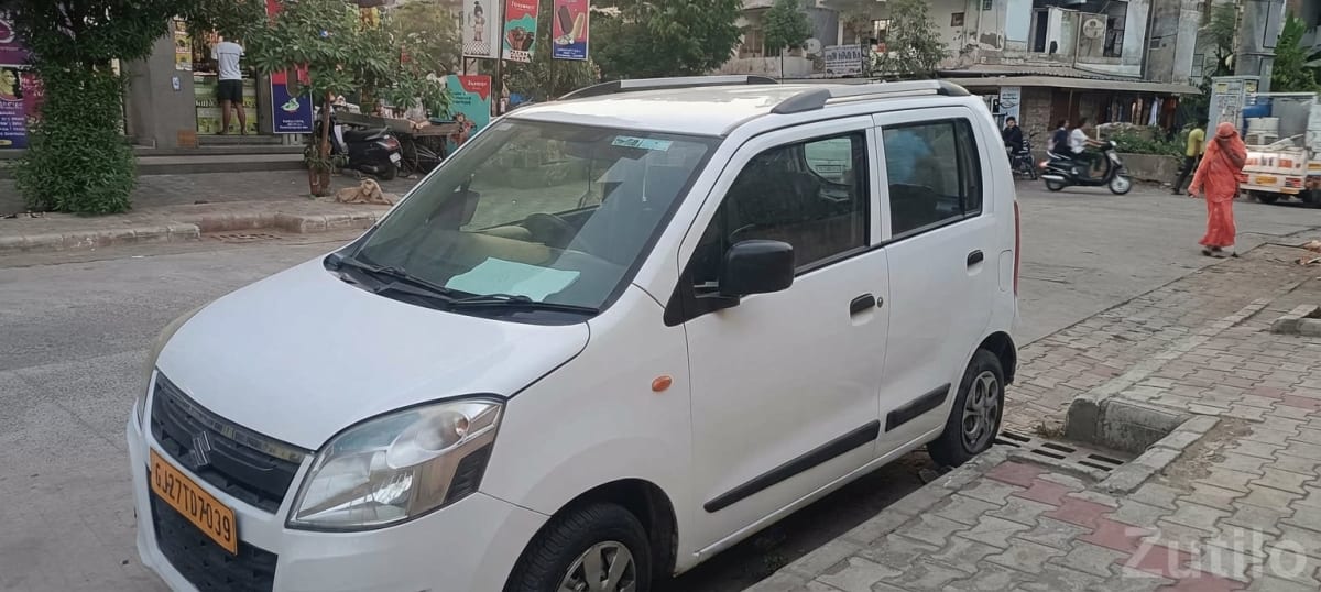 Maruti Suzuki WagonR 2015 – White Taxi - Cars - Ahmedabad City - Image 4