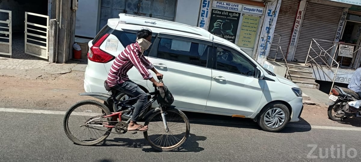 Maruti Ertiga VXI White MPV - Cars - Ahmedabad City - Image 4