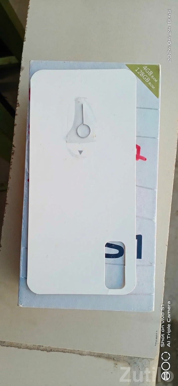 Vivo S1 4GB 128GB with Box - મોબાઇલ ફોન - જામજોધપુર - Image 1