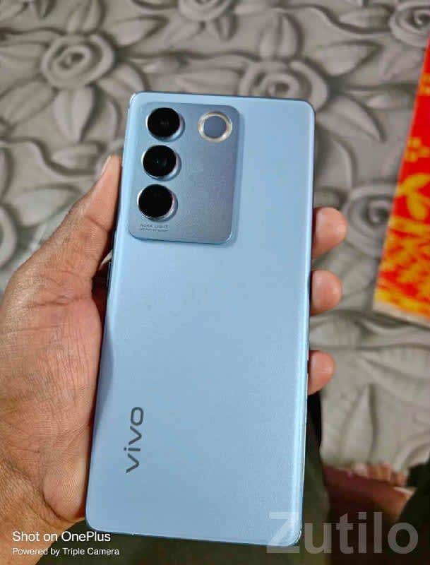Vivo V27 5G Sky Blue with Box - મોબાઇલ ફોન - કુટિયાણા - Image 2