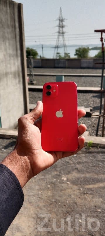 Apple iPhone 12 Red 128GB - મોબાઇલ ફોન - જામજોધપુર - Image 1