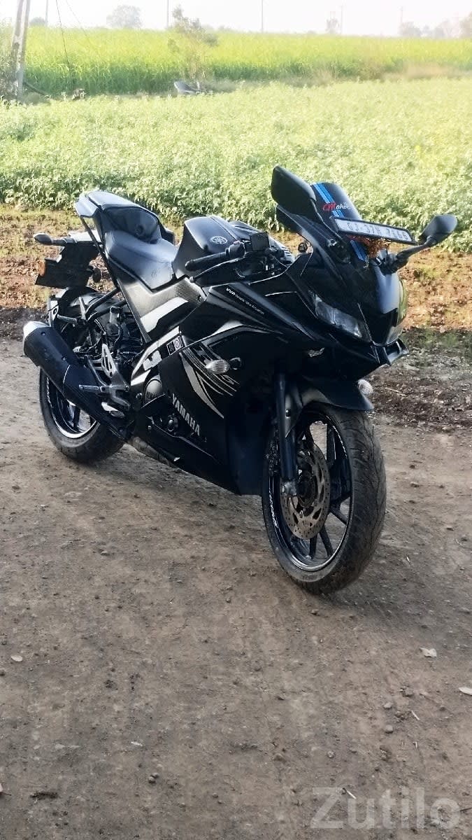 Yamaha R15 V3 Matte Black Bike - બાઇક્સ - ભાણવ - Image 3