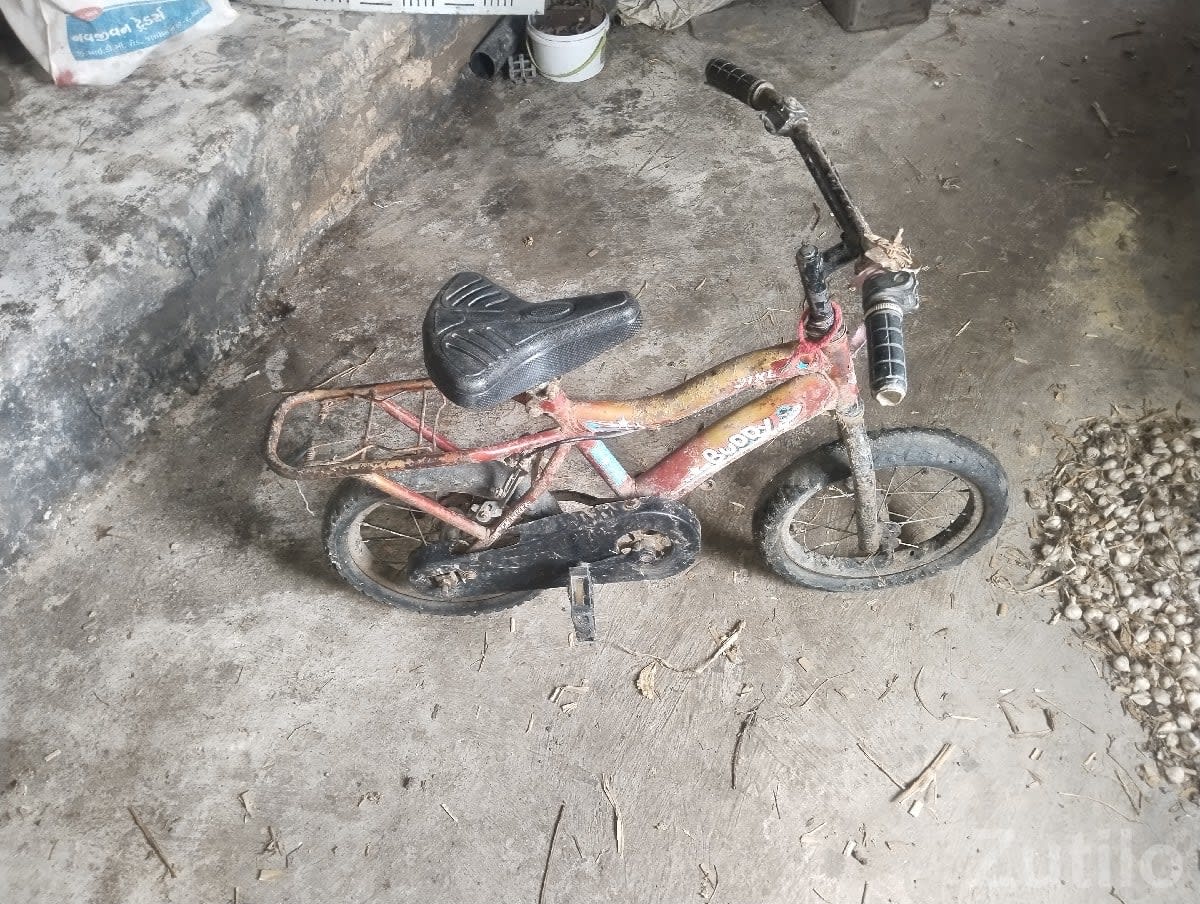 Used Small Kids Bicycle for Sale - Kids Cycles - Sutrapada - Image 2