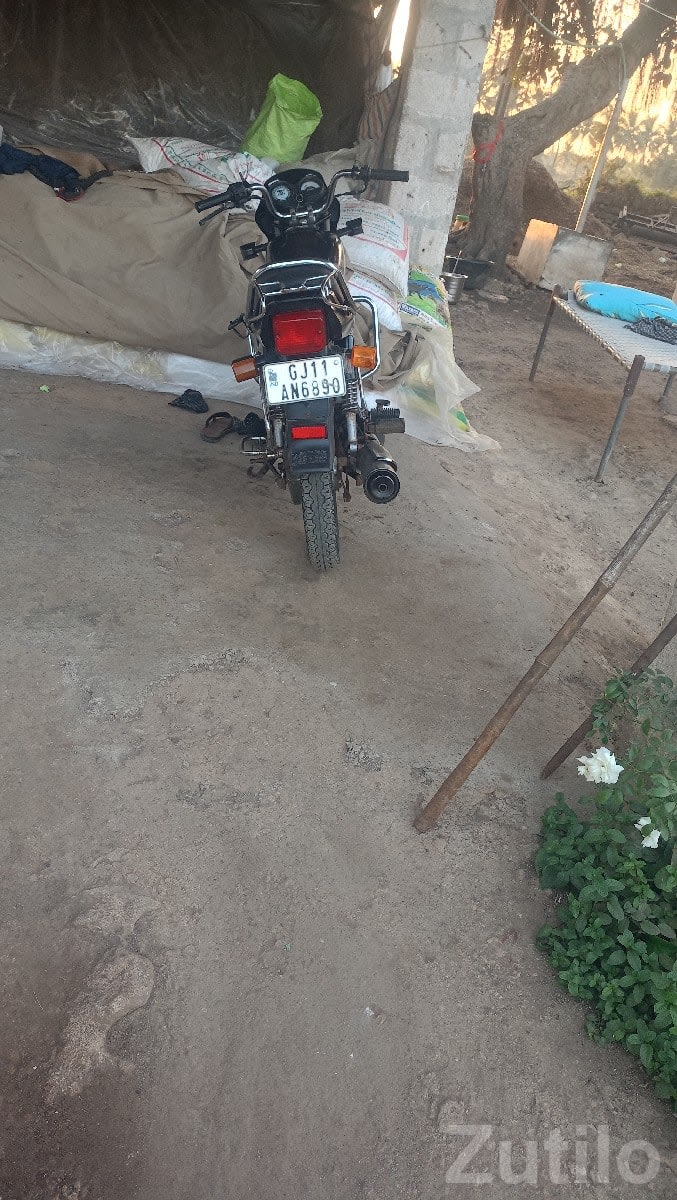 Spedar 2014 Model Motorcycle for Sale - Bikes - Mangrol - Image 1