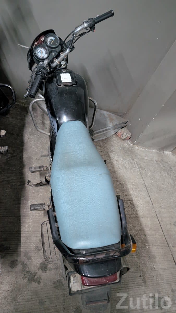 Hero Splendor 2016 Used Bike for Sale - બાઇક્સ - રાજકોટ શહેર - Image 2
