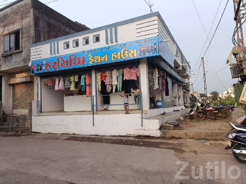 4 Commercial Shops Building for Sale - Commercial Property - Kamrej - Image 2