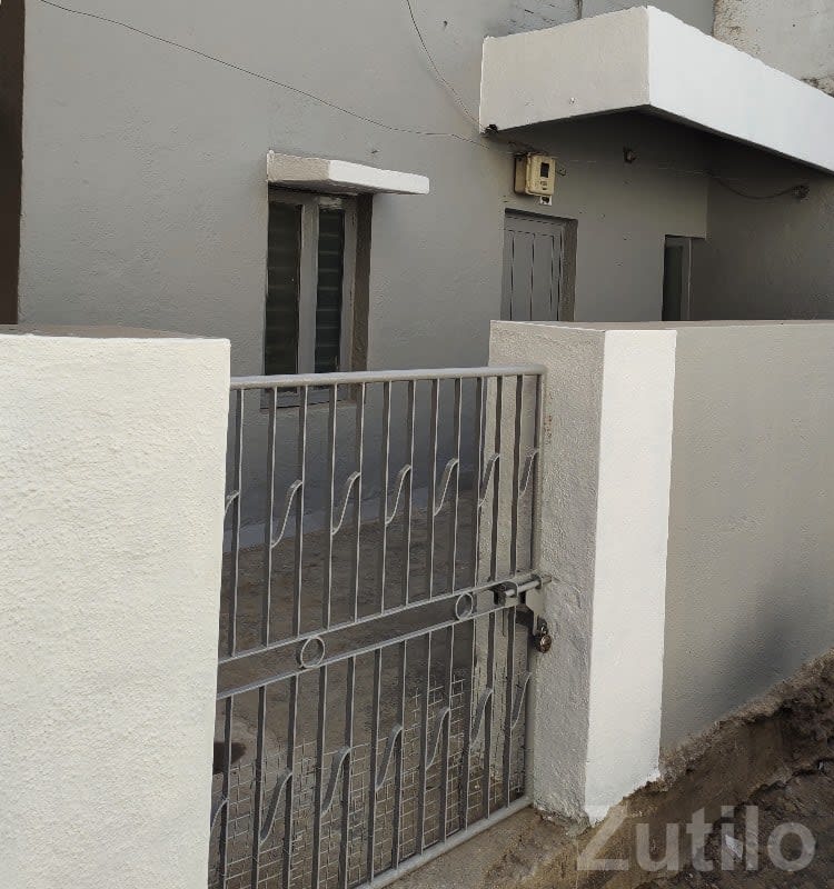 Commercial Shops and House for Sale/Rent - વેપારિક મિલકત - તલાલા - Image 2