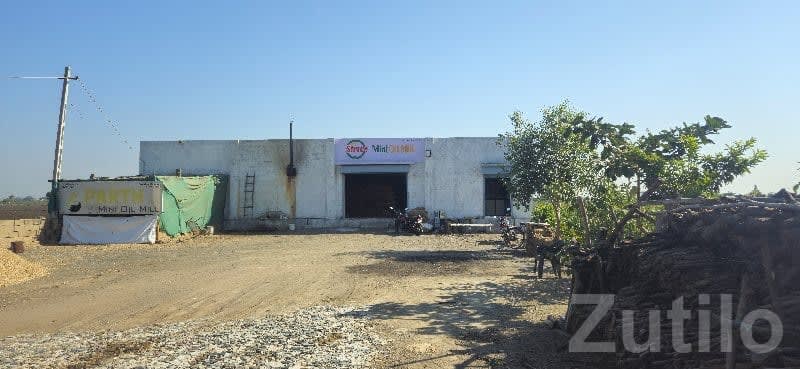 Oil Mill Shed Commercial Space for Rent - Commercial Property - Manavadar - Image 1