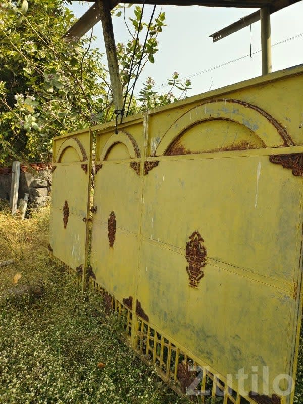 Used Metal Gate 11.5 x 6 Feet for Sale - Other Industrial Items - Keshod - Image 3