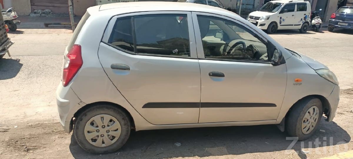 Hyundai i10 CNG Petrol Car for Sale - Cars - Manavadar - Image 3