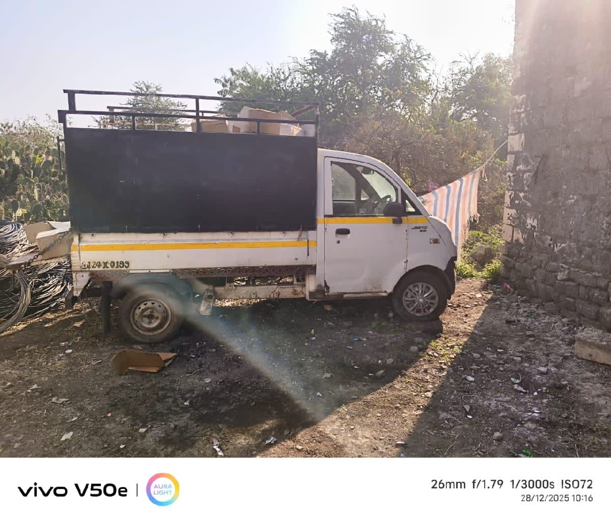 Mahindra Jeeto 2017 Mini Truck for Sale - Vans - Lalpur - Image 1