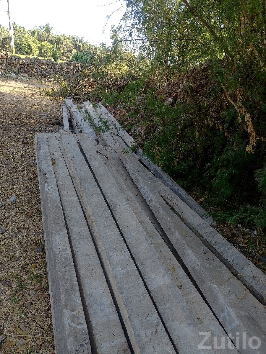 Concrete Poles for Sale - Other Industrial Items - Sutrapada - Image 1