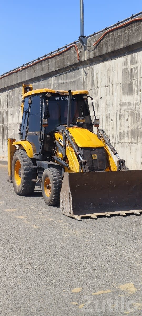 2014 JCB Backhoe Loader in Good Condition - Construction Vehicles - Ranavav - Image 3
