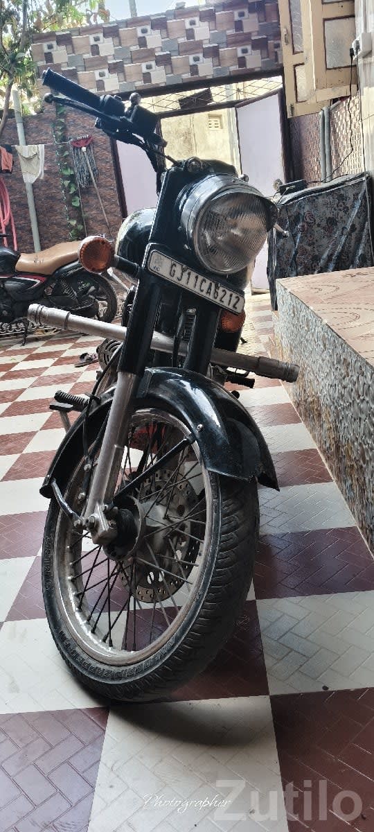 Royal Enfield Classic 2018 Motorcycle - Bikes - Bhesan - Image 3
