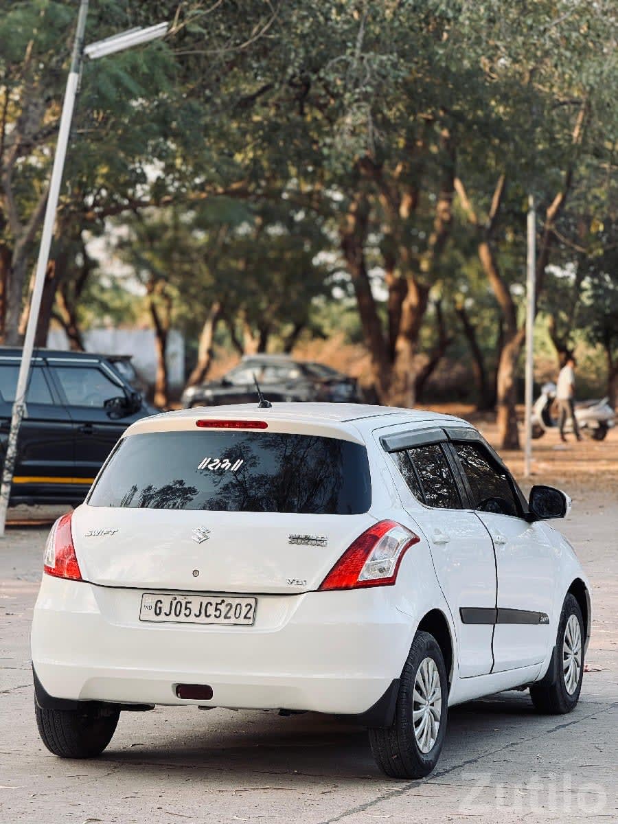 Maruti Suzuki Swift VDi 2012 Diesel - Cars - Kalyanpur - Image 3