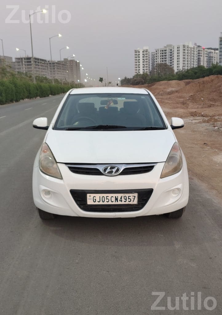 Hyundai i20 Sportz 2010 Petrol CNG Manual - Cars - Mahuva - Image 3