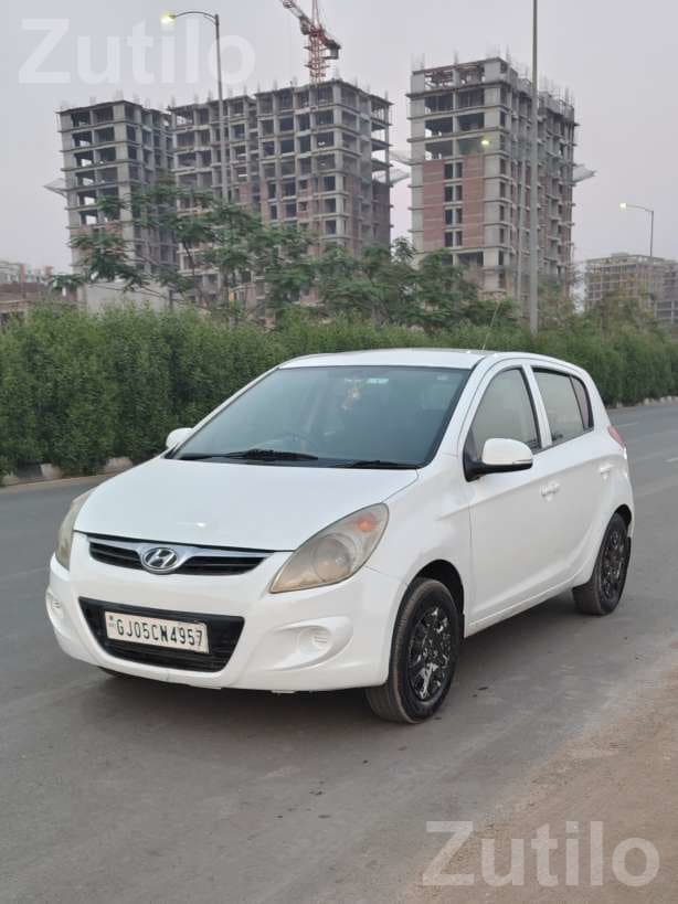 Hyundai i20 Sportz 2010 Petrol CNG Manual - Cars - Mahuva - Image 1