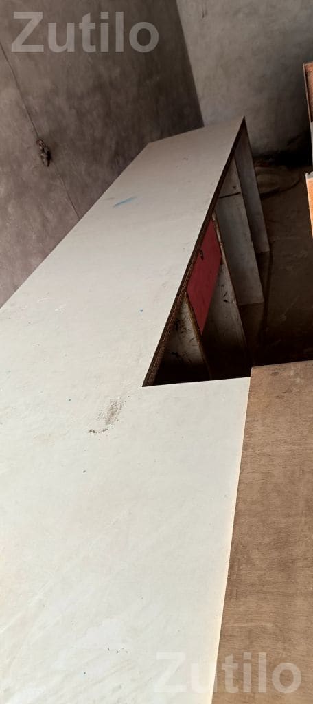 L Shape ReadyMade Garment Shop Table 10x2.5 - ઓફિસ ફર્નિચર - થરાદ - Image 1