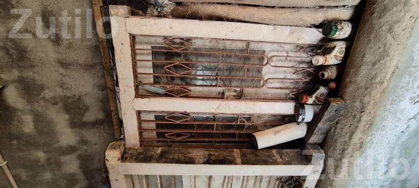 Used Doors and Windows Set for Sale - ટૂલ્સ અને હાર્ડવેર - પોરબંદર - Image 2