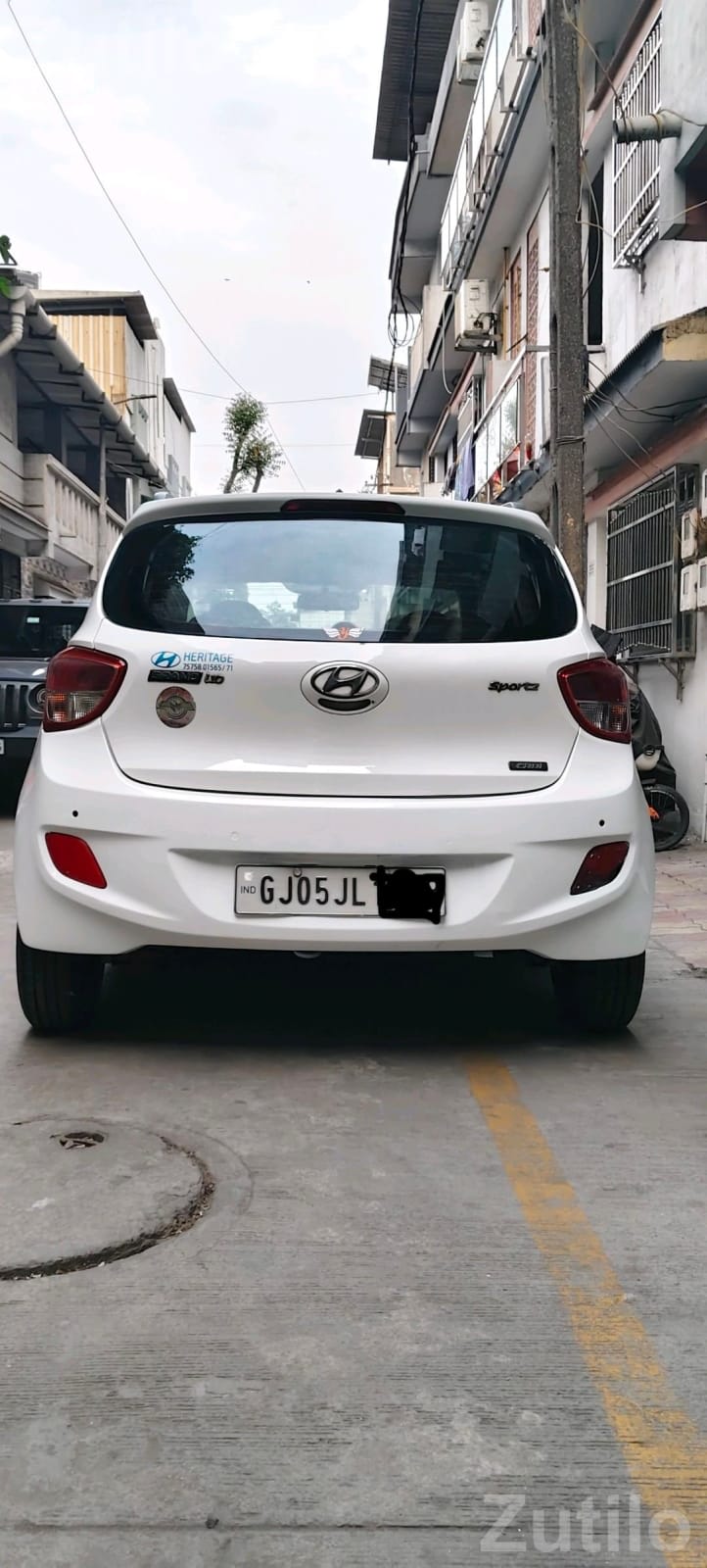 Hyundai Grand i10 Sportz 2016 Diesel - કાર - સુરત શહેર - Image 1