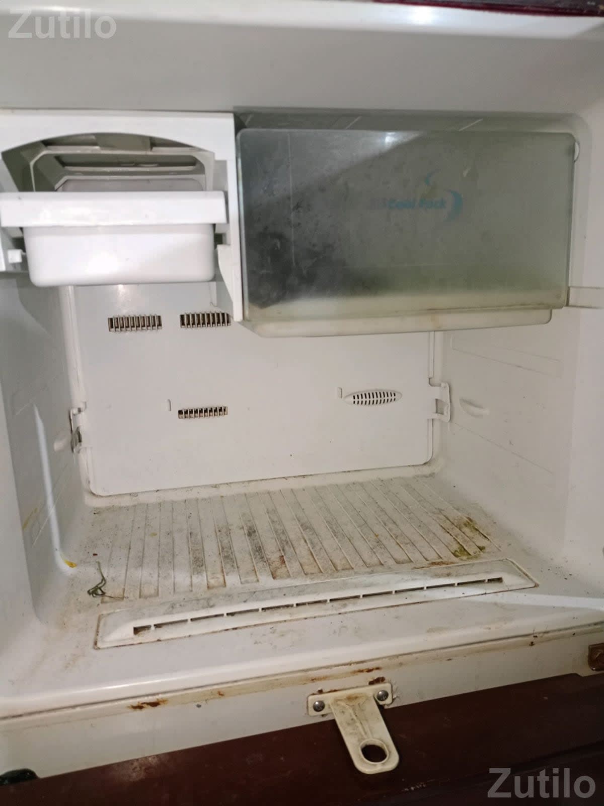 Samsung Refrigerator in Good Condition - Refrigerators - Surat City - Image 2
