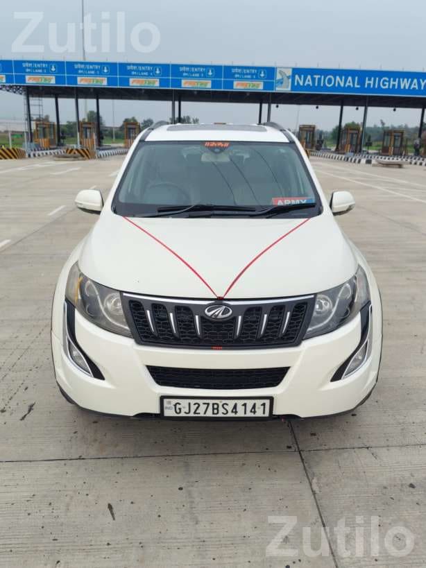 Mahindra XUV500 W10 2017 Diesel SUV - Cars - Singvad - Image 5