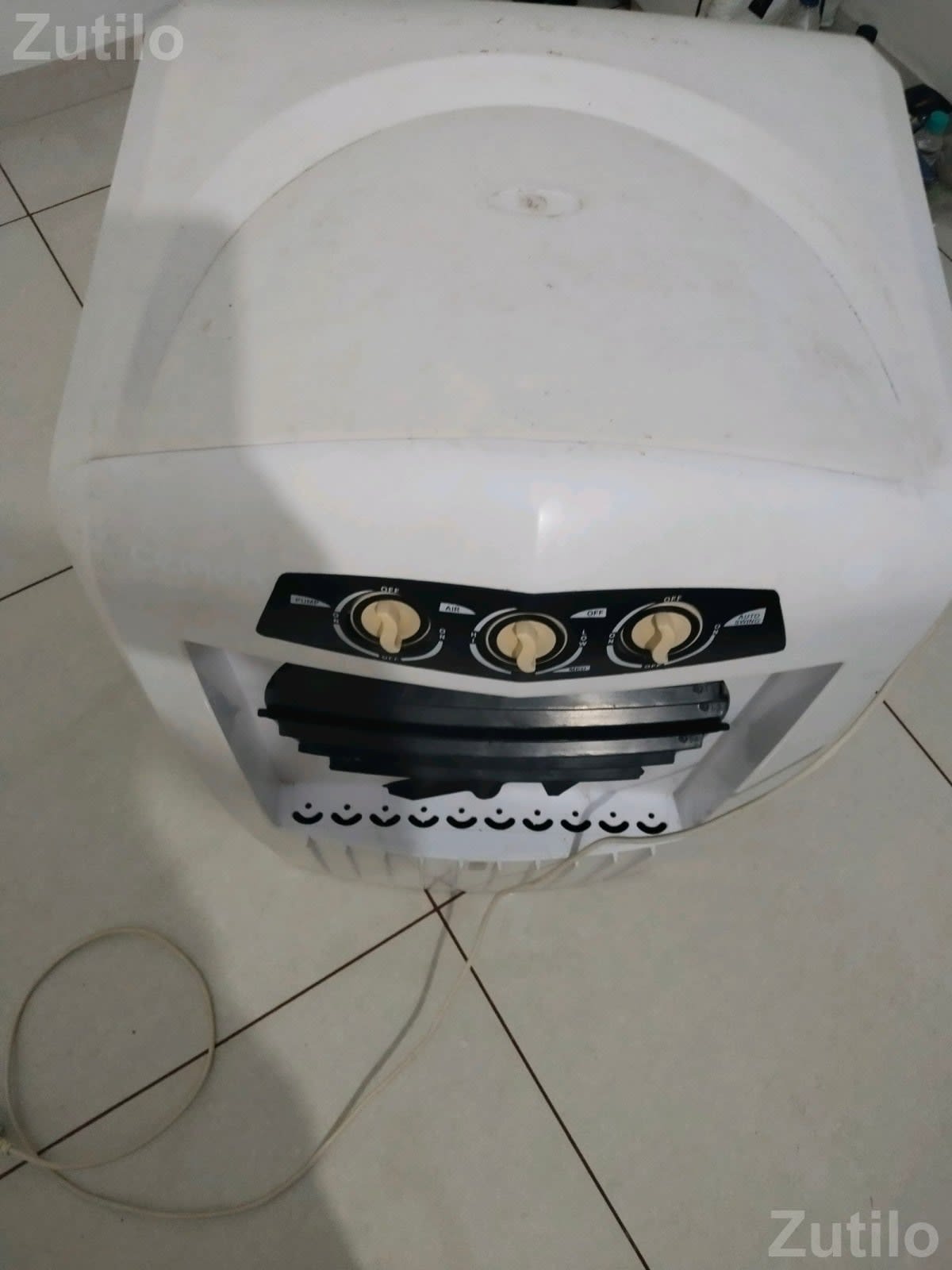 20 Litre Air Cooler White Second Hand - એસી અને કૂલર્સ - હાલોલ - Image 2