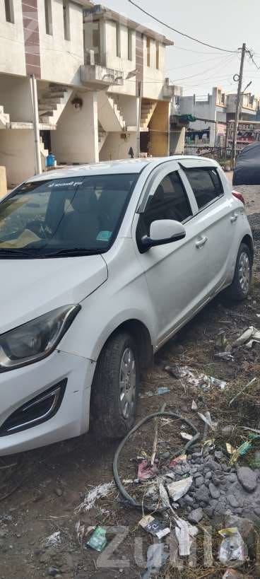 Hyundai i20 Magna Diesel 2013 - Cars - Bharuch City - Image 4