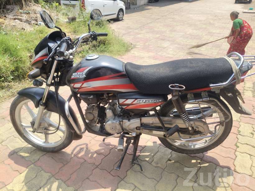 Honda CD Deluxe 2010 Motorcycle - Bikes - Navsari City - Image 1