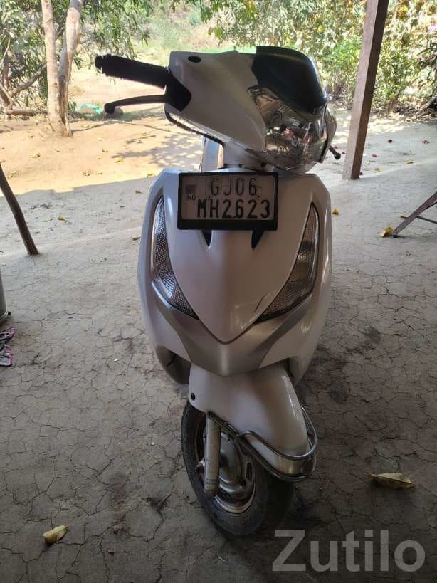 Honda Destini 125 Scooter 2019 - Bikes - Vansda - Image 1