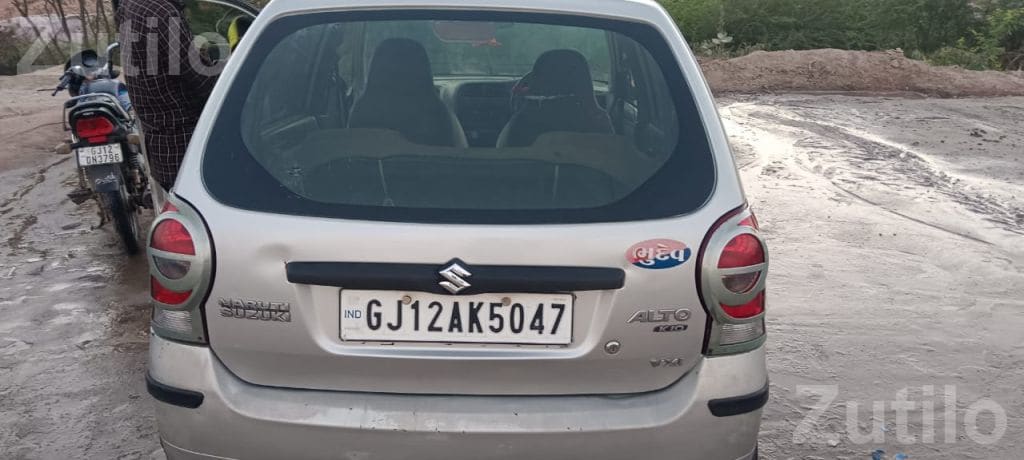 Maruti Suzuki Alto K10 2011 - Cars - Bhuj - Image 2